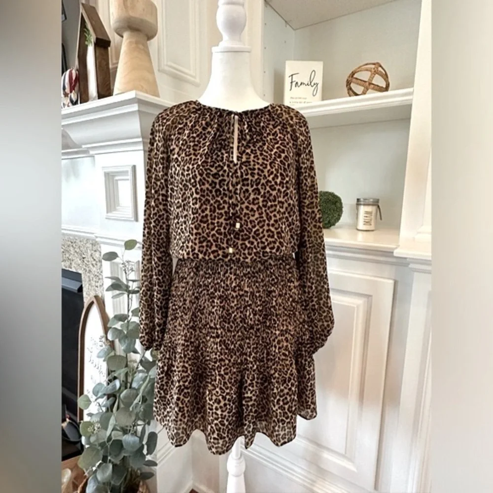 Michael Kors Pleated and Flared Georgette Dark Camel Dress Size XS